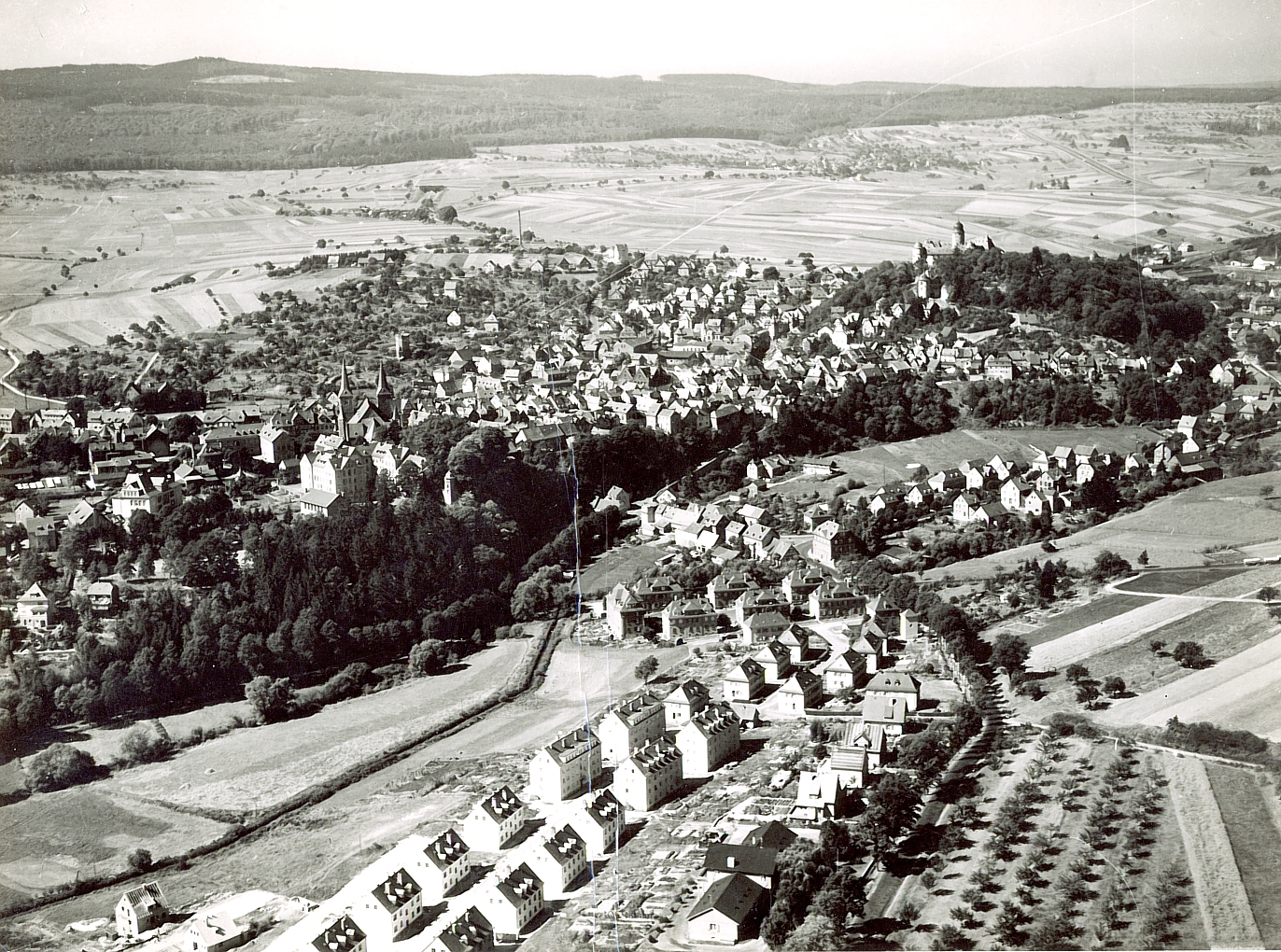 1a) Luftbildaufnahme Montabaur