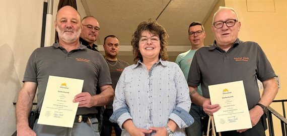 Zum Dienstjubiläum überreichte Stadtbürgermeisterin Melanie L