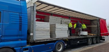 Verladen der Solarmodule