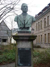 Joseph-Kehrein-Denkmal