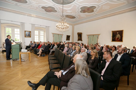 Axel Kehl, Vorstandsvorsitzender der ADG, begrüßte als Hausherr die Gäste. (Bild: Olaf Nitz)