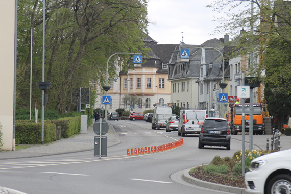 Der mittlere Bereich der Bahnhofstraße wird ab 20. April 2020 für zwei Wochen gesperrt. Es werden geotechnische Untersuchungen durchgeführt.