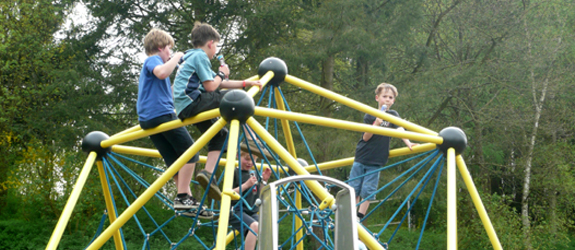 FEIERN & SPIELEN - Spielplätze