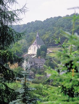 Wallfahrtskirche im Stadtteil Wirzenborn